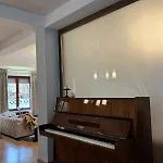 Вілла House With Fireplace & Jacuzzi Скоп'є