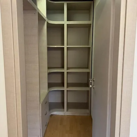 House With Fireplace & Jacuzzi * Скоп'є