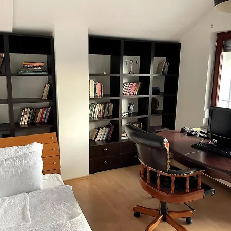 House With Fireplace & Jacuzzi * Skopje