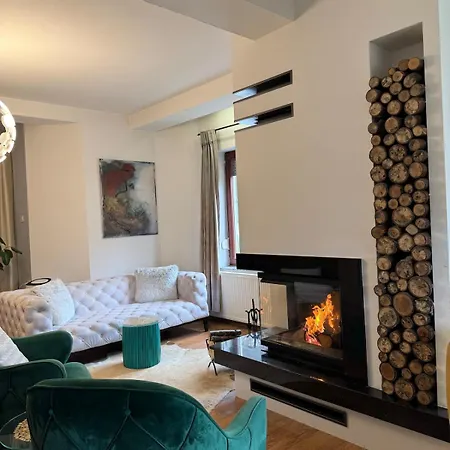 House With Fireplace & Jacuzzi * Skopje