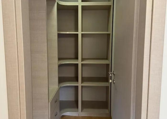 House With Fireplace & Jacuzzi * Skopje