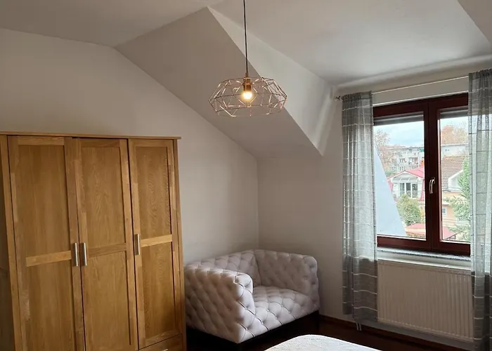 Villa House With Fireplace & Jacuzzi Skopje